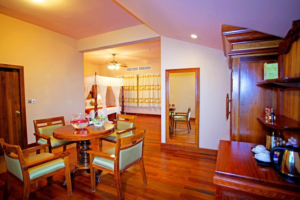 Angkor Era Hotel Siem Reap Ngoại thất bức ảnh